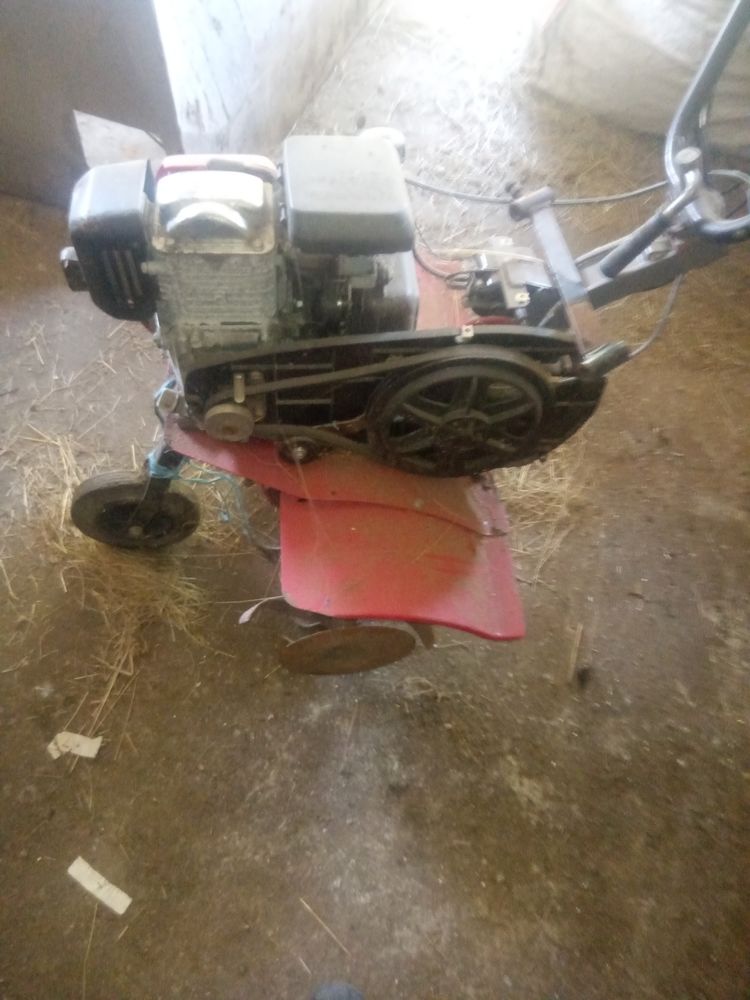 Motoculteur Honda 350 Saint-Privat (19)