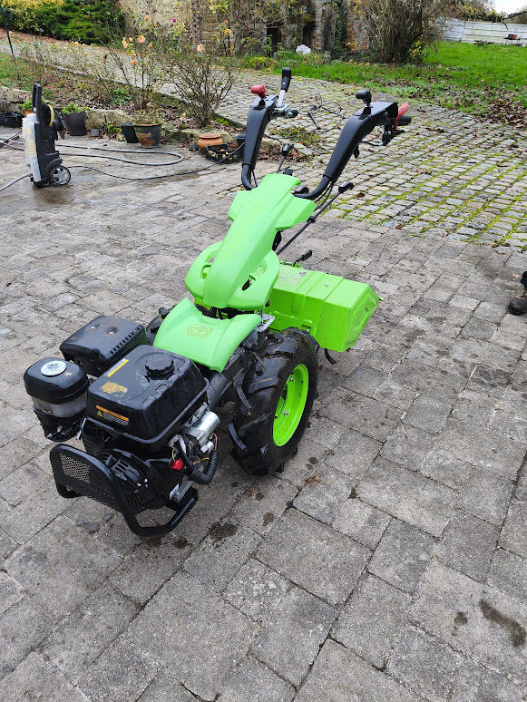 Motoculteur KAPOTHA 1300 �griselles-le-Bocage (89)