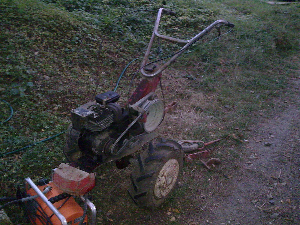 motoculteur thermique 4T moteur B&S 350 Cernoy (60)