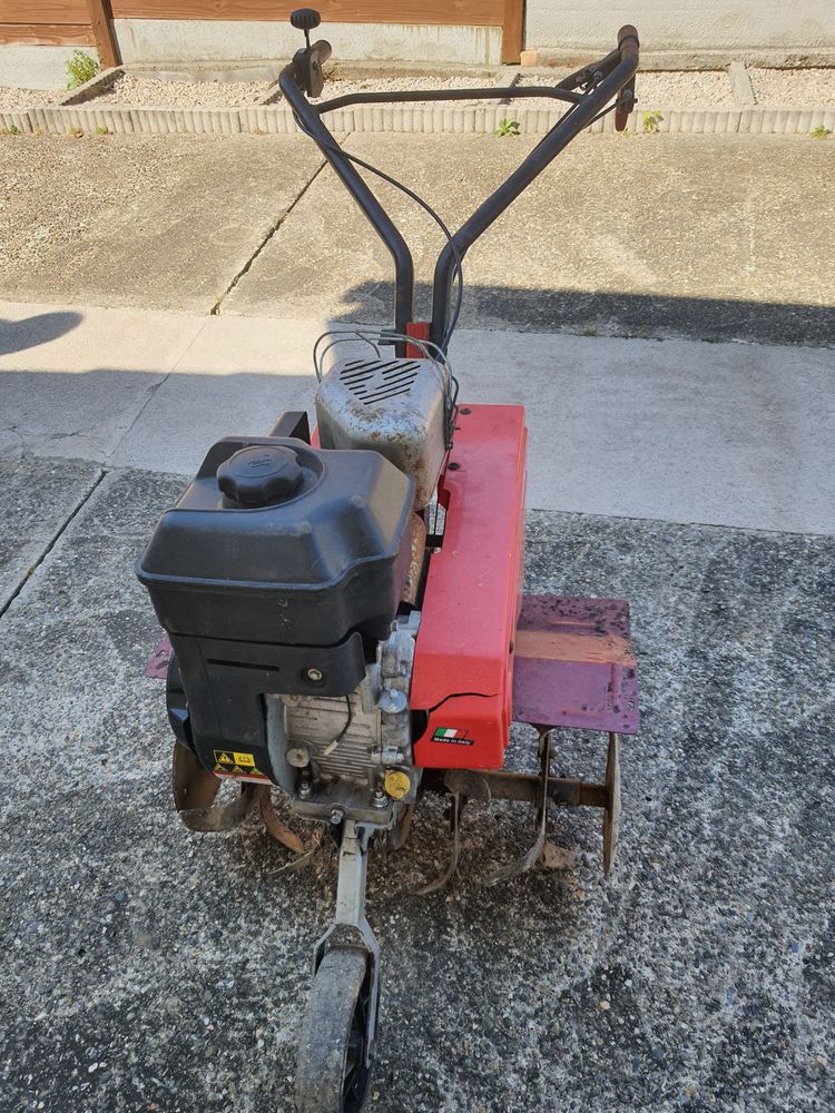 Motoculteur 300 Saint-Andr�-de-Seignanx (40)