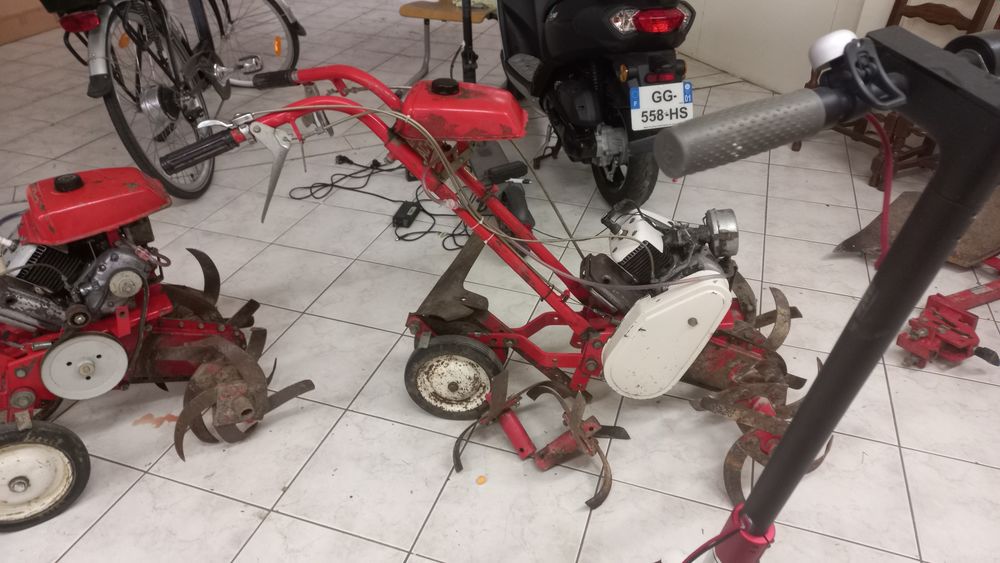 2 MOTOCULTEURS LES 2 MEMES 300 Culoz (01)