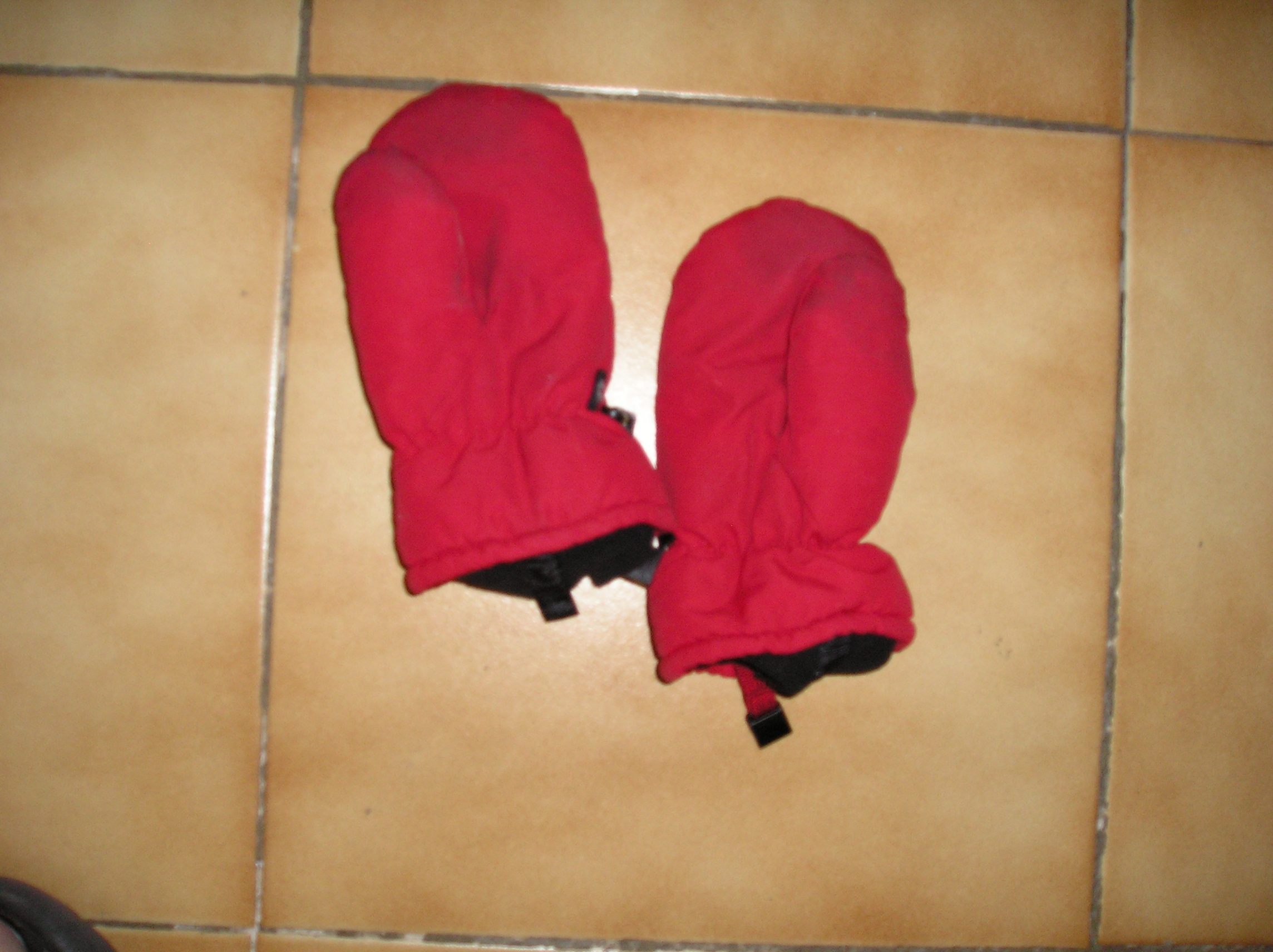 Moufles de ski enfant 
6 ans
5 Sept�mes-les-Vallons (13)