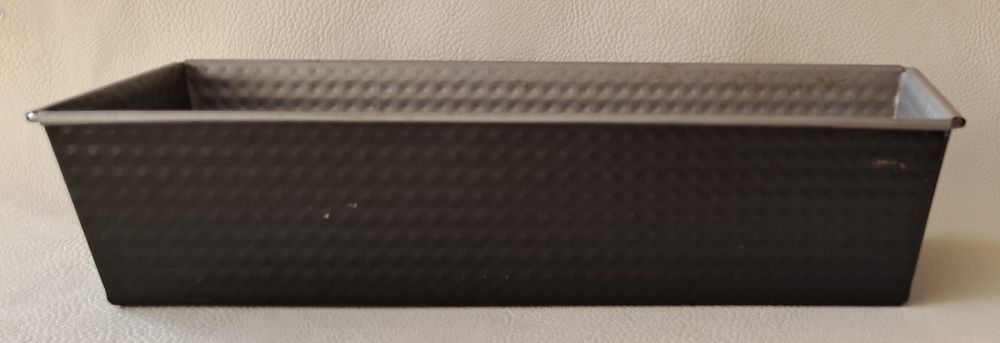 moule � g�teau cake en m�tal 2 Carnon Plage (34)