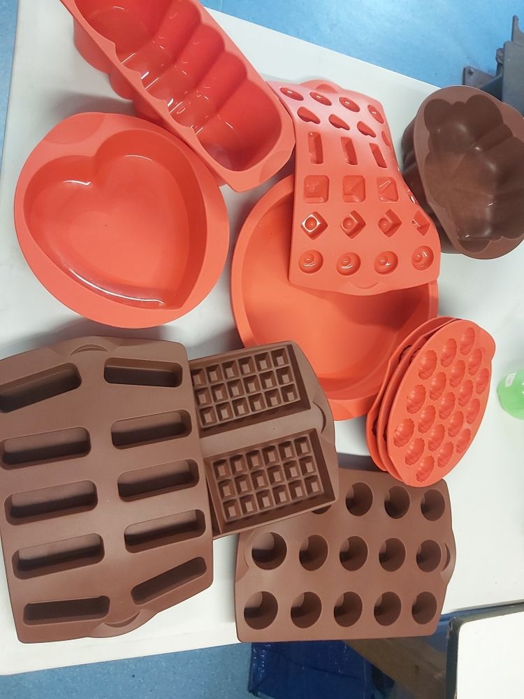 moule silicone au choix tupperware  gaufre c?ur etc 20 Montlu�on (03)
