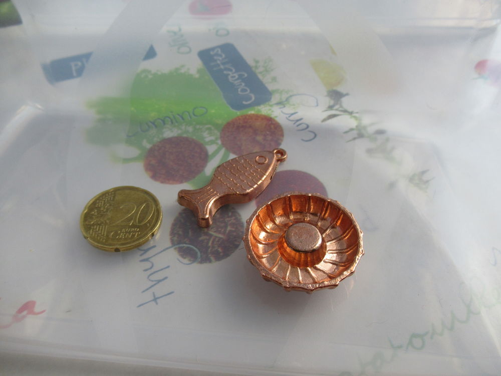 2 moules miniature pour gateaux 10 Goussainville (95)