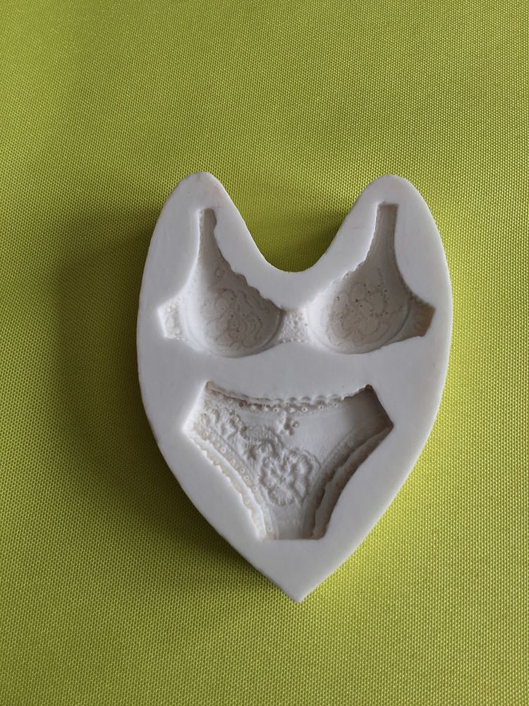 3 moules silicone 50 La Chapelle-Saint-Luc (10)