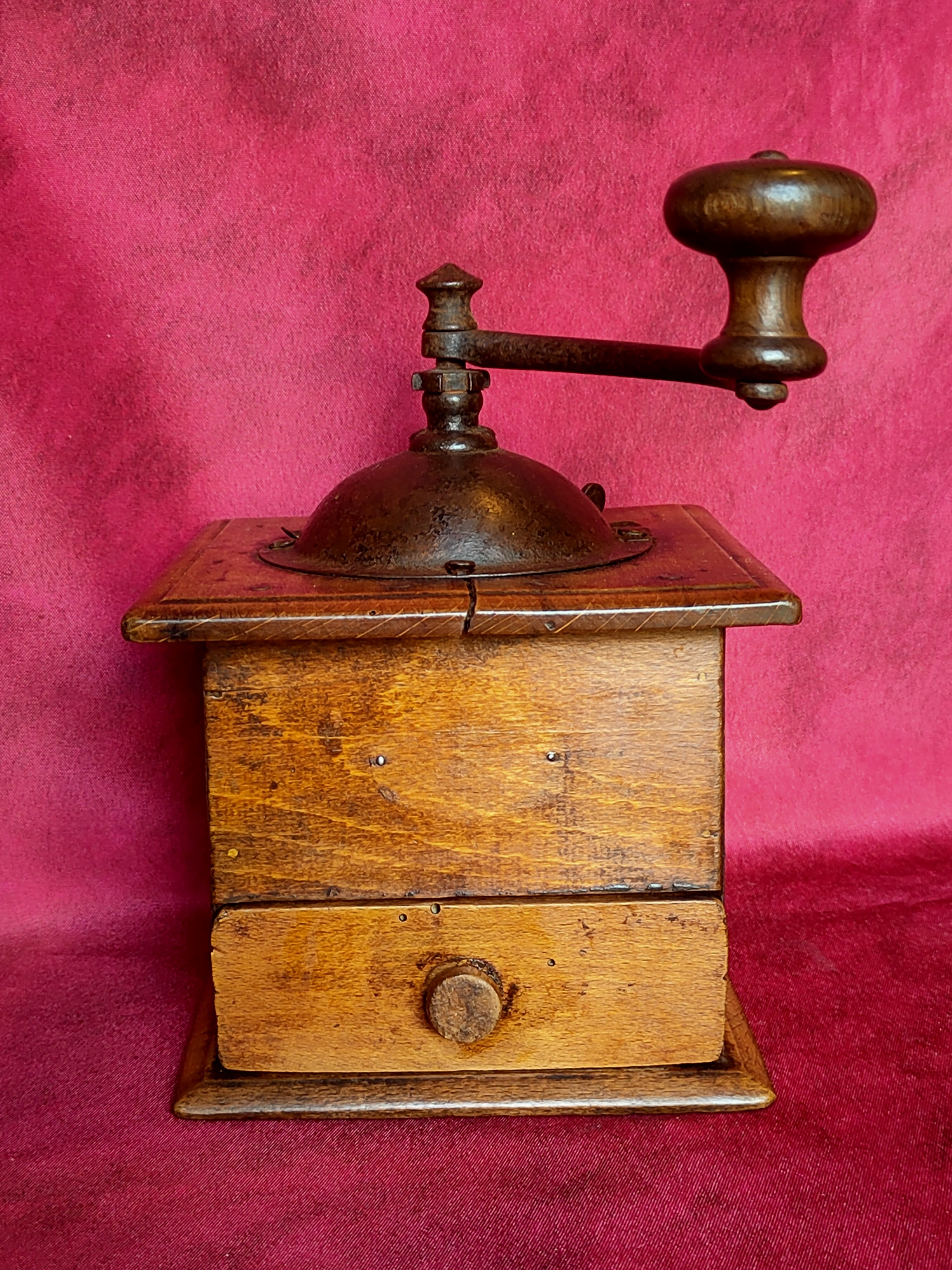 Moulin � caf� (n�1) 20 Avermes (03)