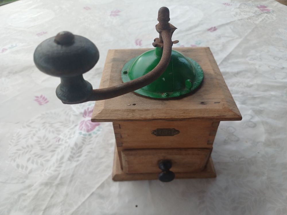 Moulin � caf� 10 Castel-Sarrazin (40)