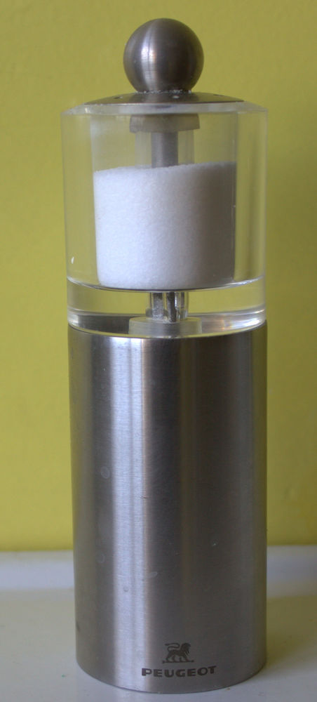 Moulin à Poivre Peugeot – 13 Cm De Hauteur, Vintage Et Fonctionnel