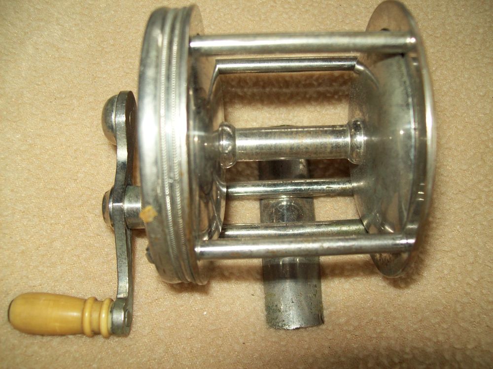 Moulinet ancien Matchless 35 Camors (56)