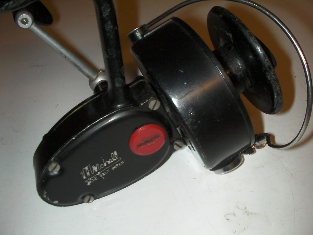 Moulinet lancer lourd MITCHELL SALT WATER 40 Roques (31)