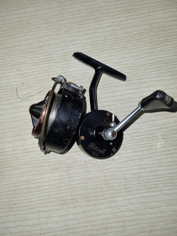 un moulinet mitchell 304 10 Saint-Marcel-d'Ard�che (07)