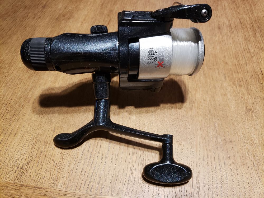 Moulinet de p�che 25 Mirecourt (88)