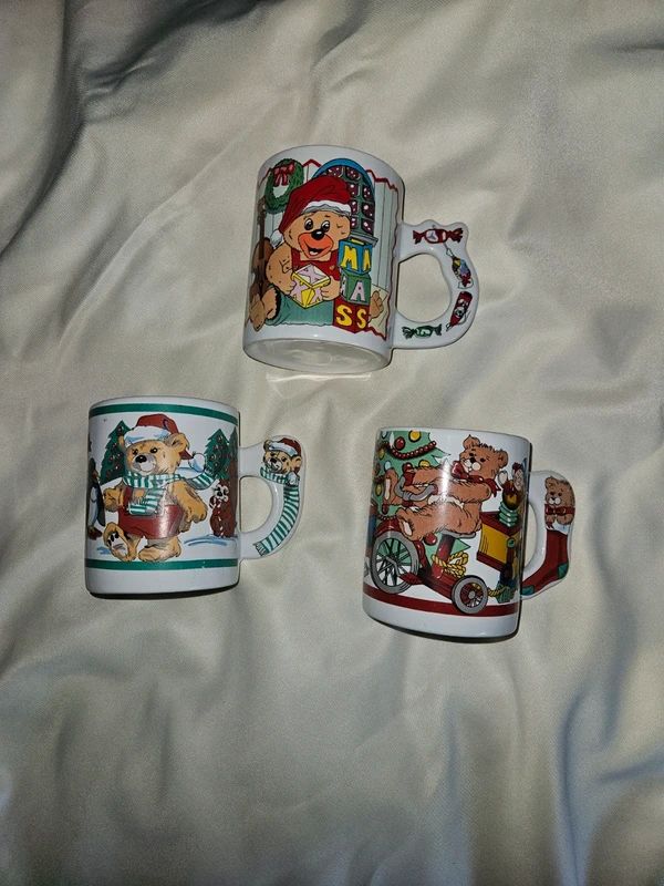 3 mugs rares vintage annee 1980 250ml 30 Dourdan (91)