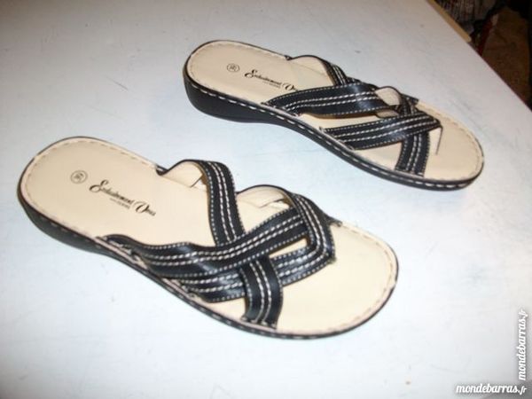 Mules-entredoigts Marine pt 39 -neuves- � 5 � 5 Bouxwiller (67)