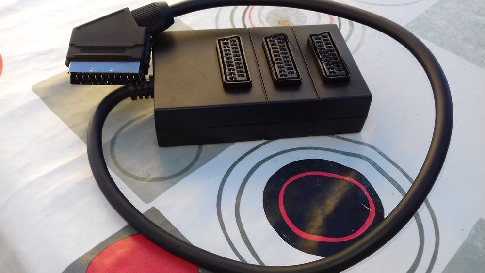 Multiprises PERITEL 7 Meyzieu (69)