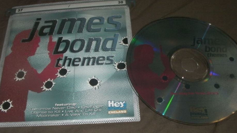 6� CD musique de James Bond 6 Beauvais (60)