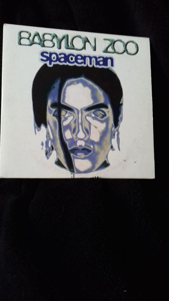 UN CD DE MUSIQUE POPULAIRE 1 Brie-Comte-Robert (77)