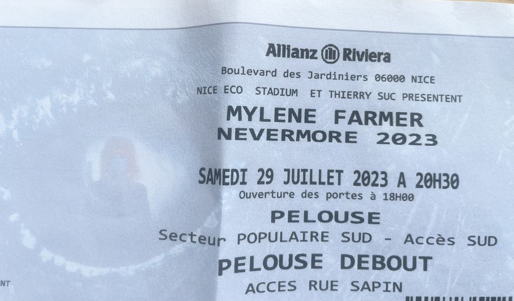 Myl�ne Farmer Nice 29 juillet 55 Marseille 1 (13)