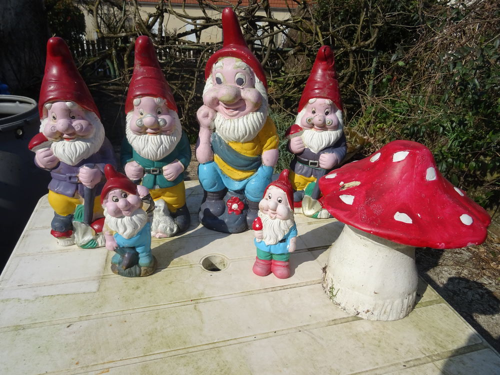 Nains de jardin 0 Esternay (51)