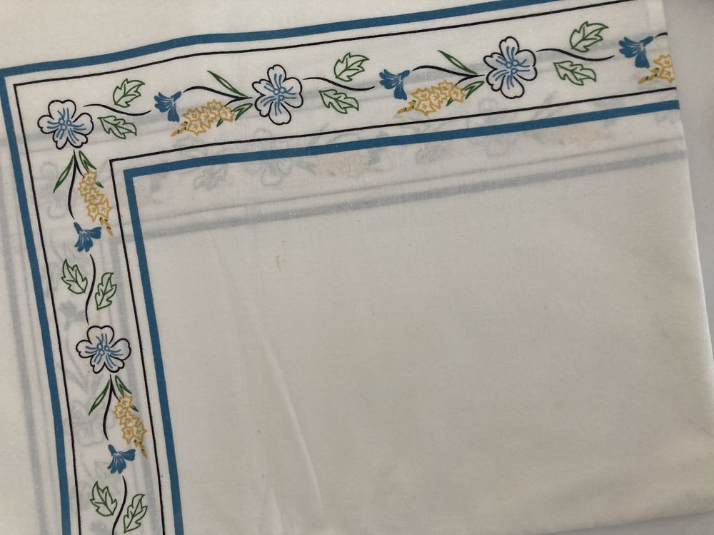 Nappe et 6 serviettes en coton 10 Biot (06)