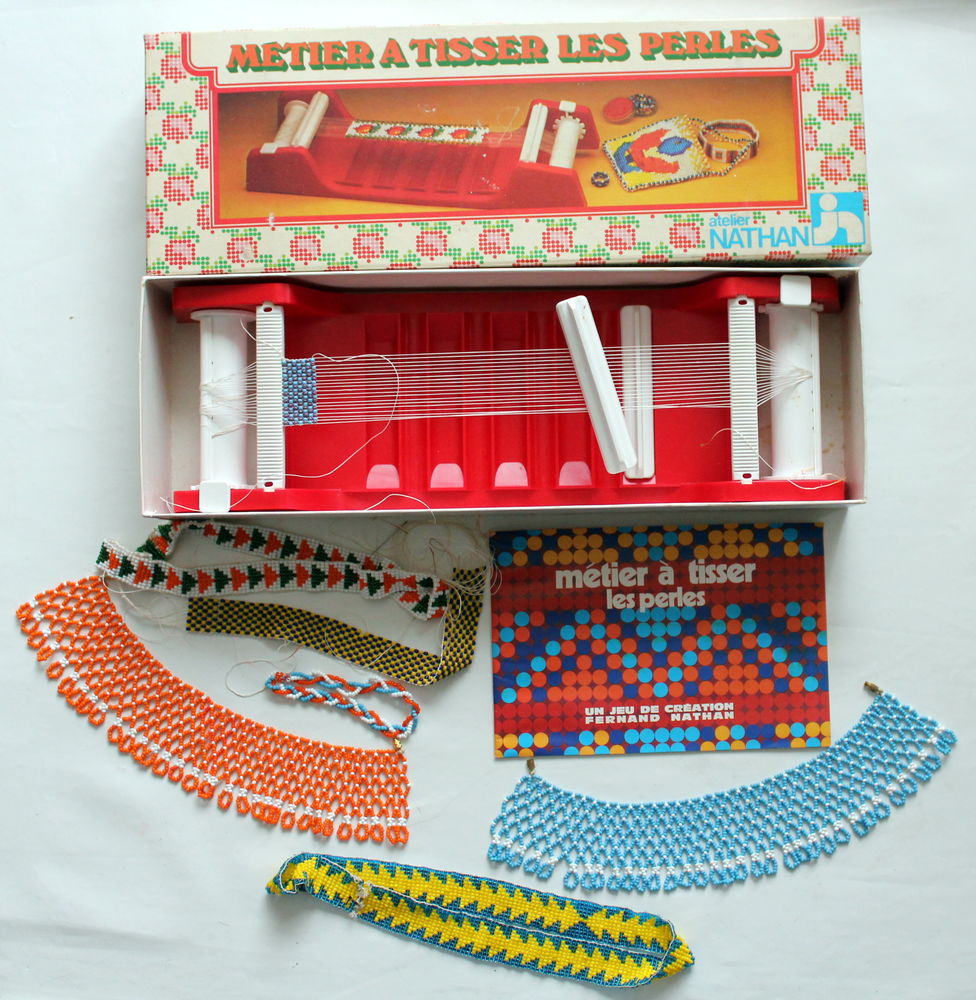 Jeu NATHAN m�tier � tisser les perles 70's 20 Issy-les-Moulineaux (92)