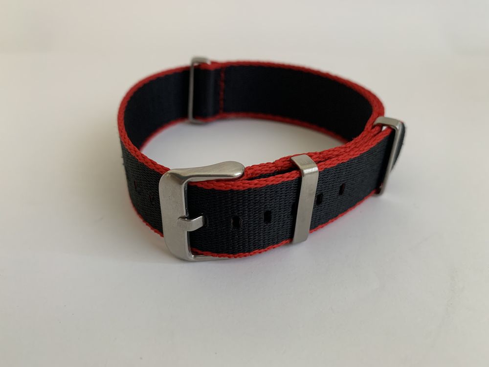 NATO premium 20 mm - Bracelet de montre en nylon - kaki bord 12 Saint-Maur-des-Foss�s (94)