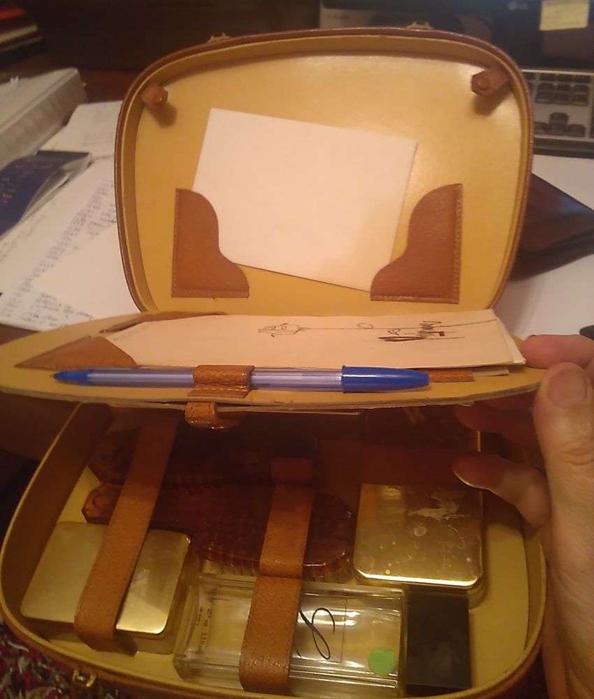 N�cessaire voyage toilette - courrier cuir de porc 29 Cholet (49)