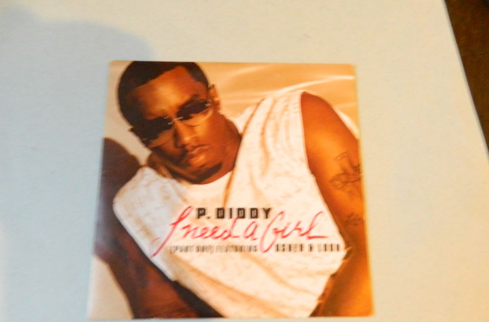 CD I need a girl de P,Diddy single 3 Villiers (86)