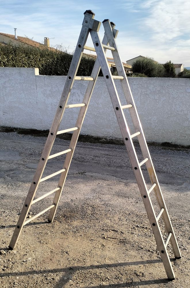 neressy Echelle transformable 2 plans 2x8 echelons 160 Saint-Jean-de-Fos (34)