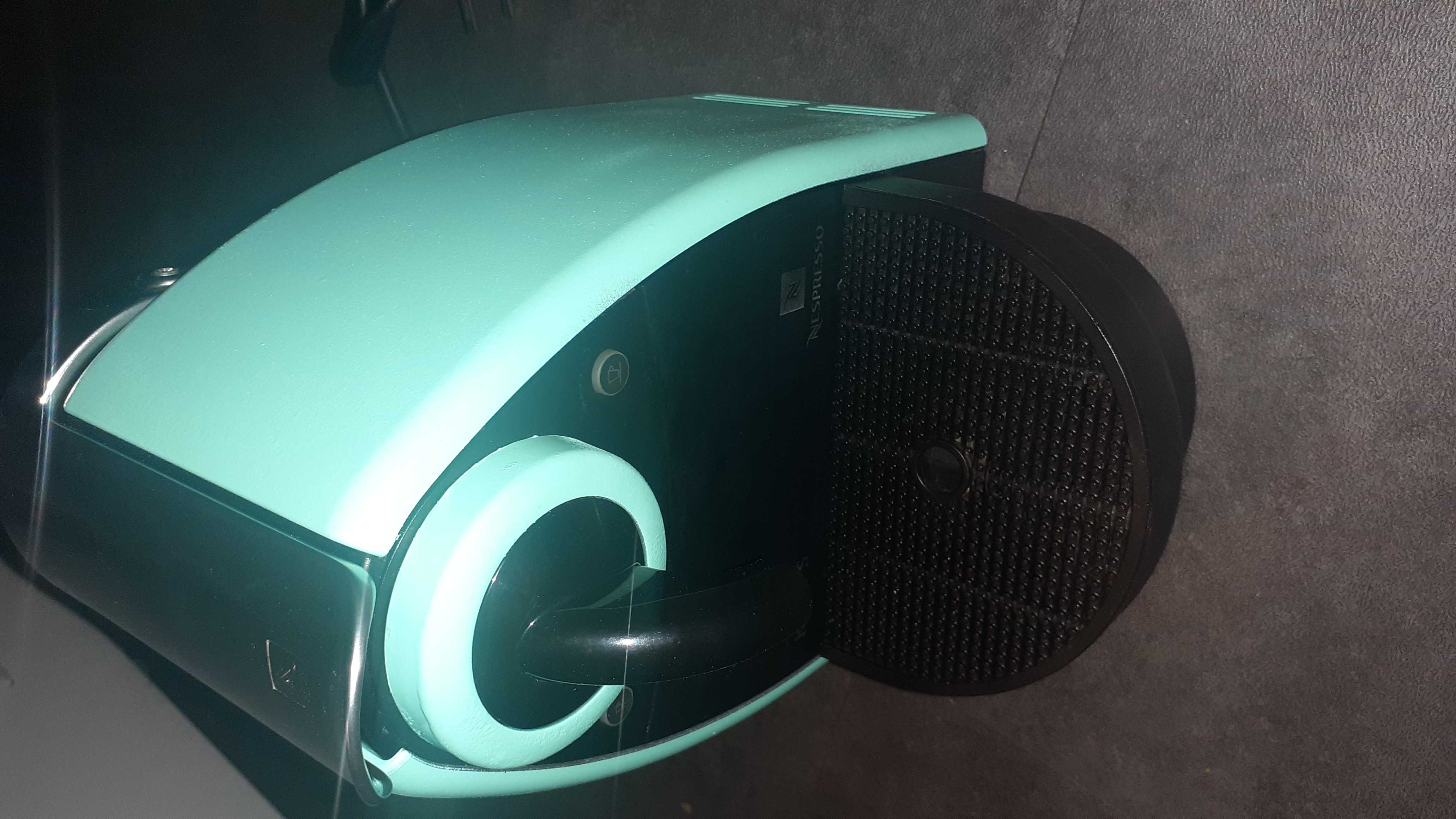 Nespresso 45 Paris 17 (75)