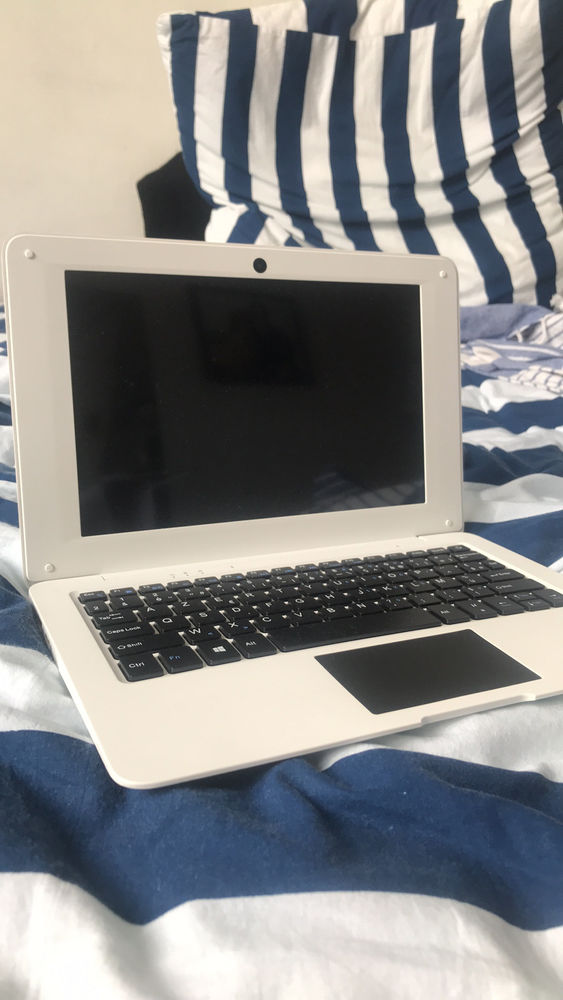 Netbook blanc 170 Paris 1 (75)