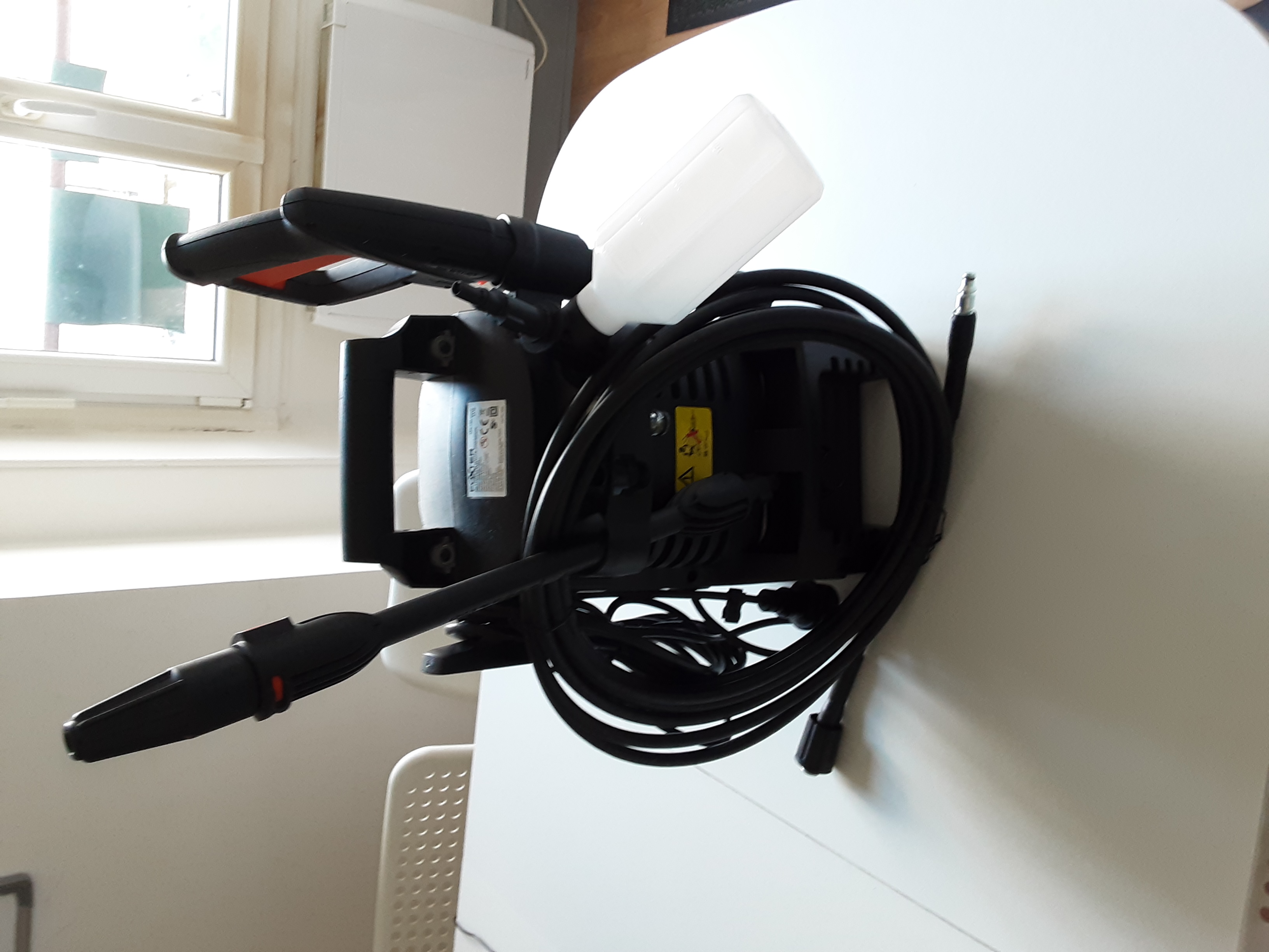 Nettoyeur haute pression 120 bars neuf . 60 Margny (51)