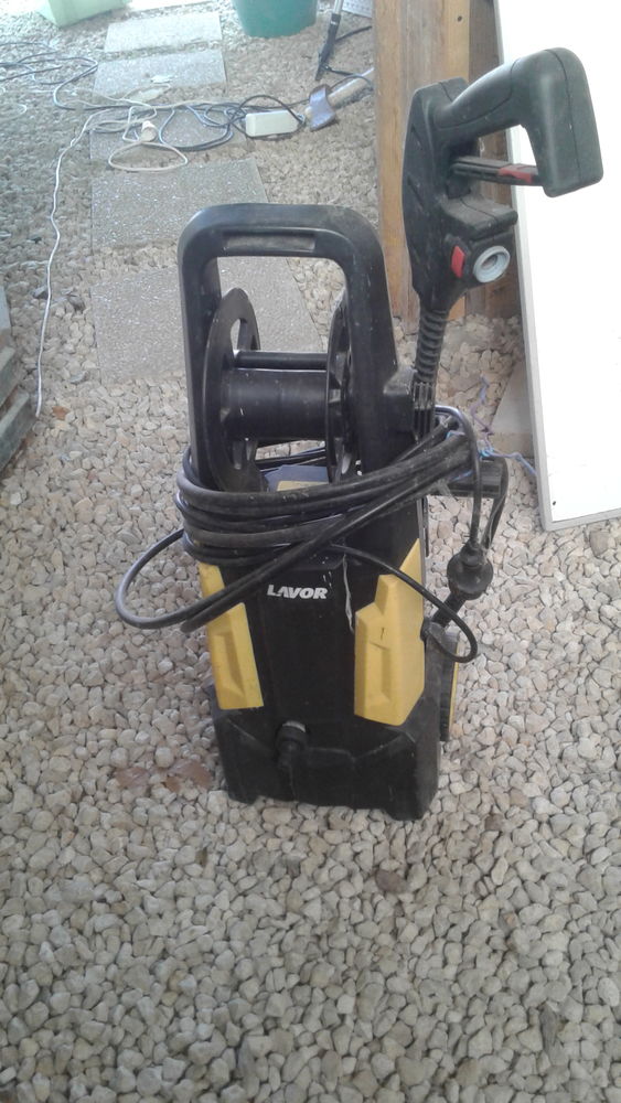 Nettoyeur haute pression 50 Argenton-l'�glise (79)