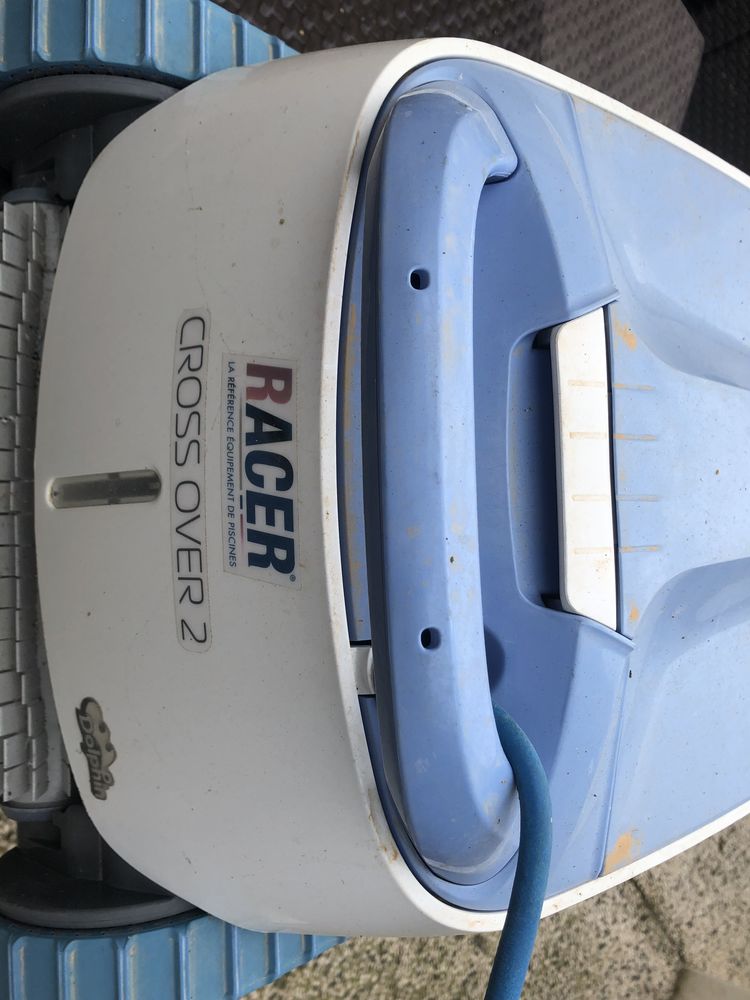 Nettoyeur piscine 200 Sigean (11)