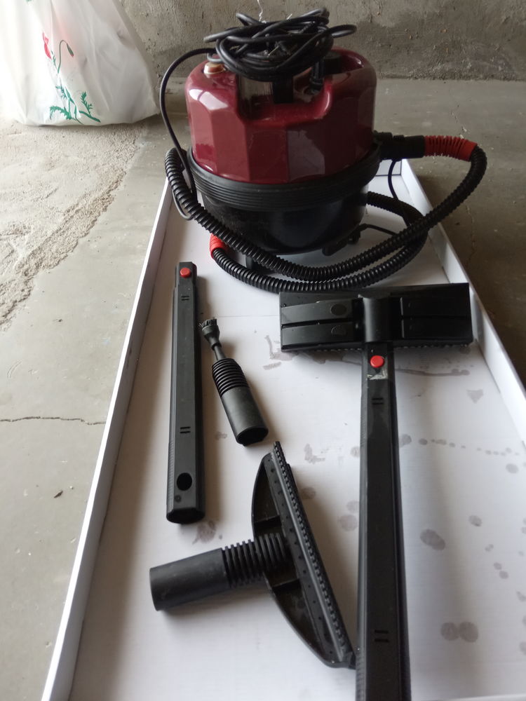 Nettoyeur vapeur pour sols, vitres. 30 Le Po�t (05)