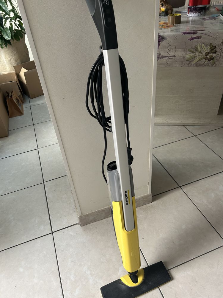 Nettoyeur � vapeur pour sol, marque Karcher 80 Monteux (84)