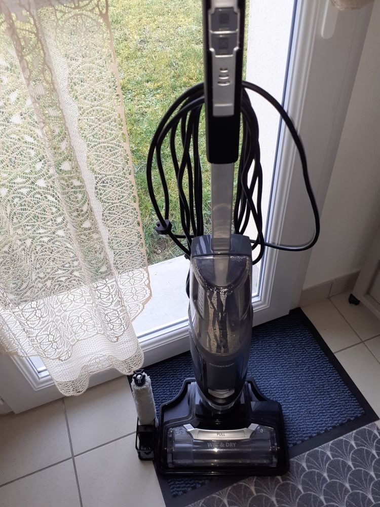 un nettoyeurs de sols 3 en 1 65 Chouzy-sur-Cisse (41)