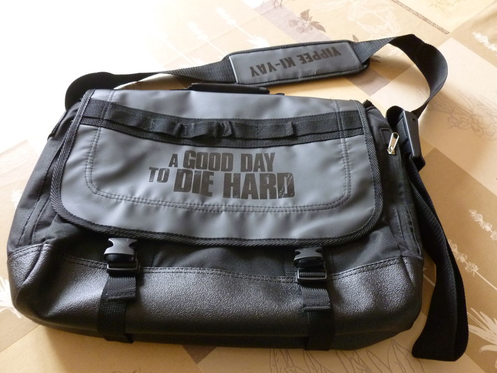 Sac neuf, noir, jamais servi 48 Beaumont-l�s-Valence (26)