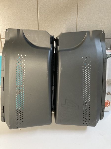 Bac neuf pour tondeuse ramassage d'herbe Gard�na 8 Ch�teau-d'Olonne (85)