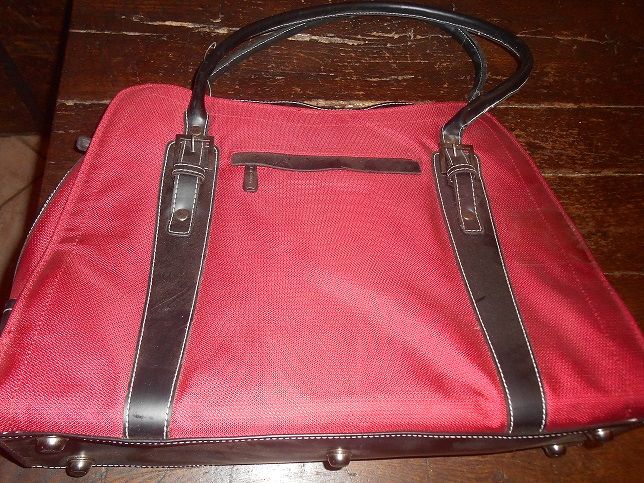 SAC NEUF POUR TRANSPORTER ORDINATEUR NEUF 20 Saint-Denis-en-Val (45)