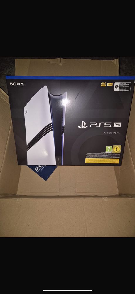 ps5 pro neuf 580 Montreuil (93)