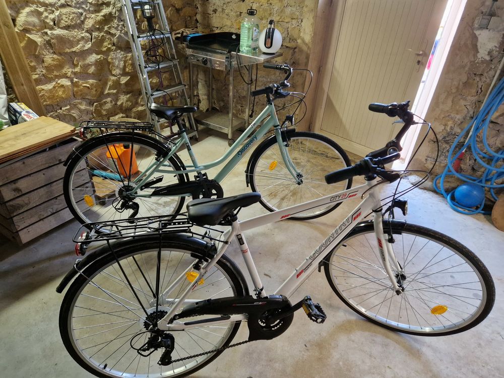 2 vtc neufs..1 homme et 1 femme 250 Varetz (19)