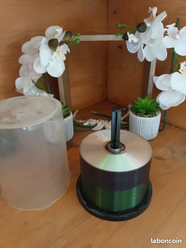 24 DVD 120 mn neufs 15 Ollioules (83)