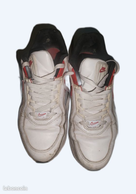 Nike Airmax full cuir blanc taille 42 40 Brillon-en-Barrois (55)
