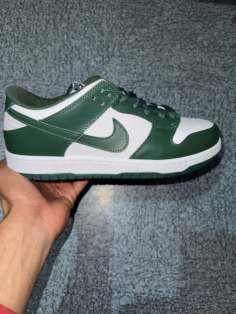 Nike dunk low green 120 Le Gosier (97)