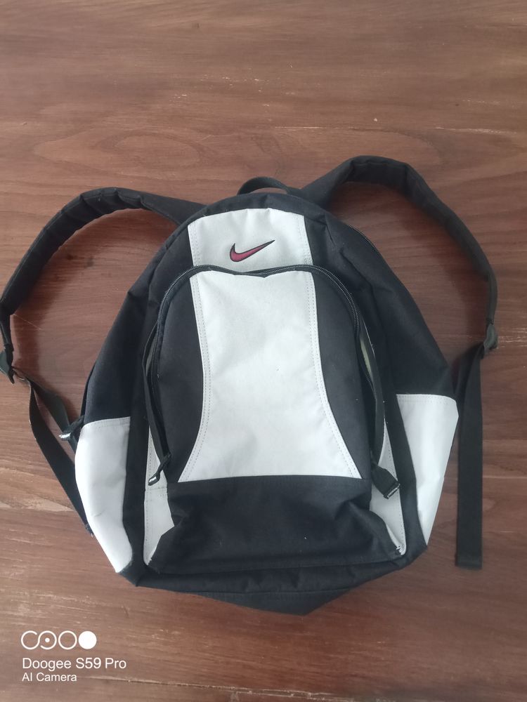 Sac a dos Nike 12 Nogaro (32)