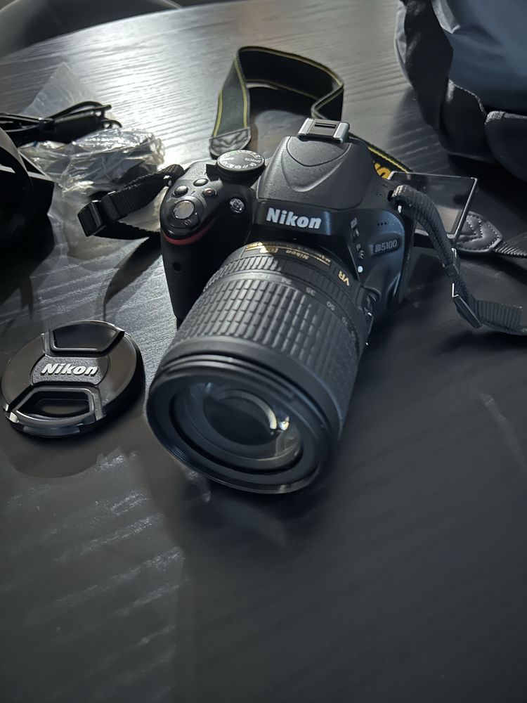 NIKON Reflex D5100 330 Paris 17 (75)