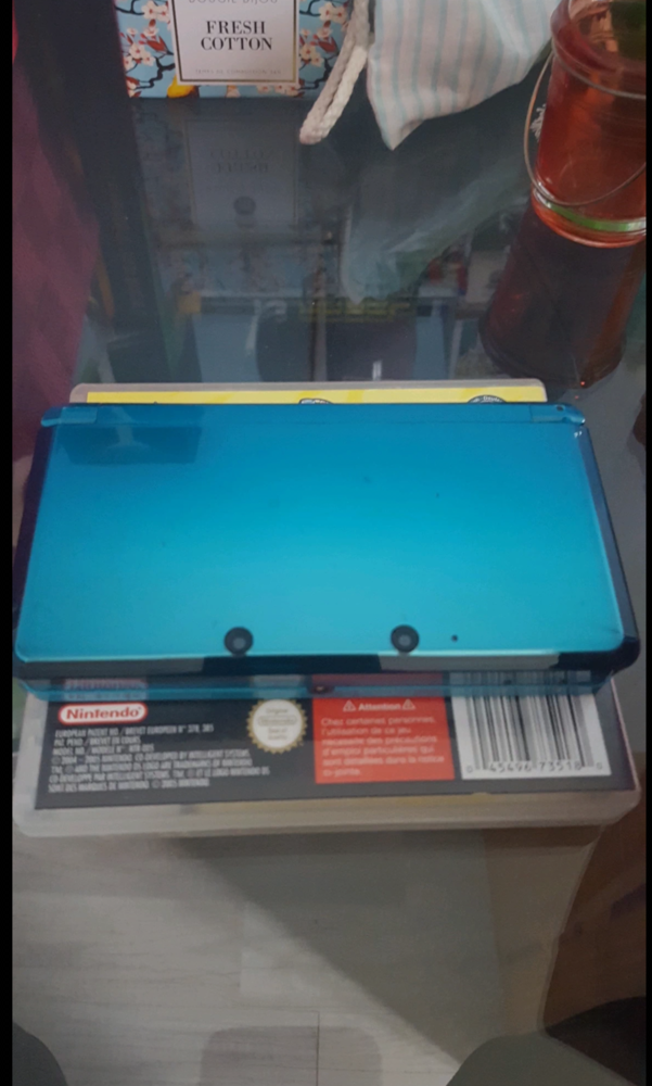 Nintendo 3DS bleu lagon avec 3 jeux  110 Moyeuvre-Grande (57)