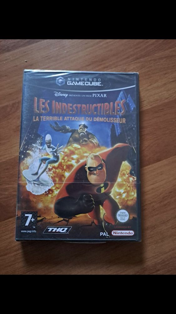 jeu Nintendo gamecube : les indestructibles neuf 26 Saint-Berthevin (53)